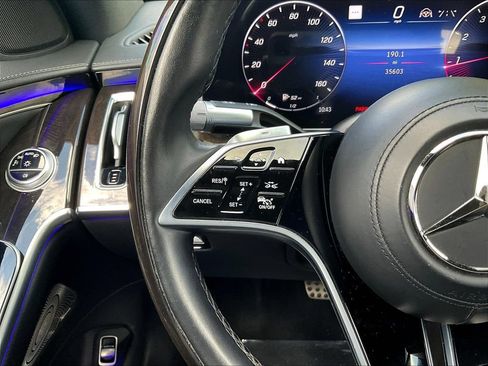 Used 2022 Mercedes-Benz S 500 4MATIC w/ AMG Line Package image 10