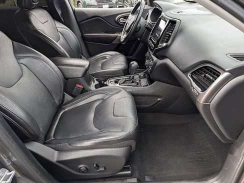 Used 2019 Jeep Cherokee Limited AWD/4WD image 18