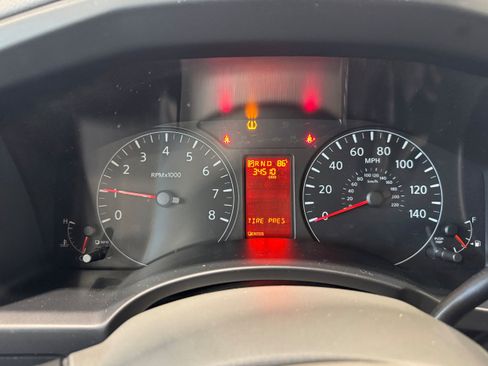 Used 2019 Nissan NV 2500 SV RWD image 12