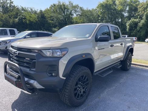 Used 2023 Chevrolet Colorado Trail Boss w/ Advanced Trailering Package AWD/4WD image 1