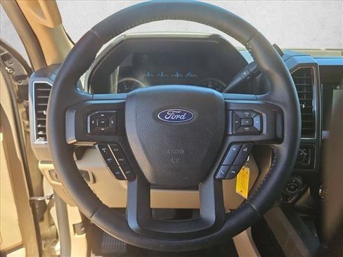 Used 2017 Ford F150 XLT w/ Equipment Group 302A Luxury AWD/4WD image 13