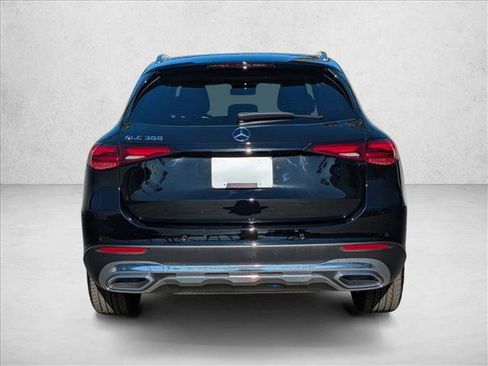 Certified 2025 Mercedes-Benz GLC 300 image 9