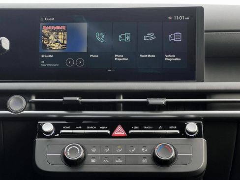 Certified 2025 Hyundai Santa Cruz SE image 22