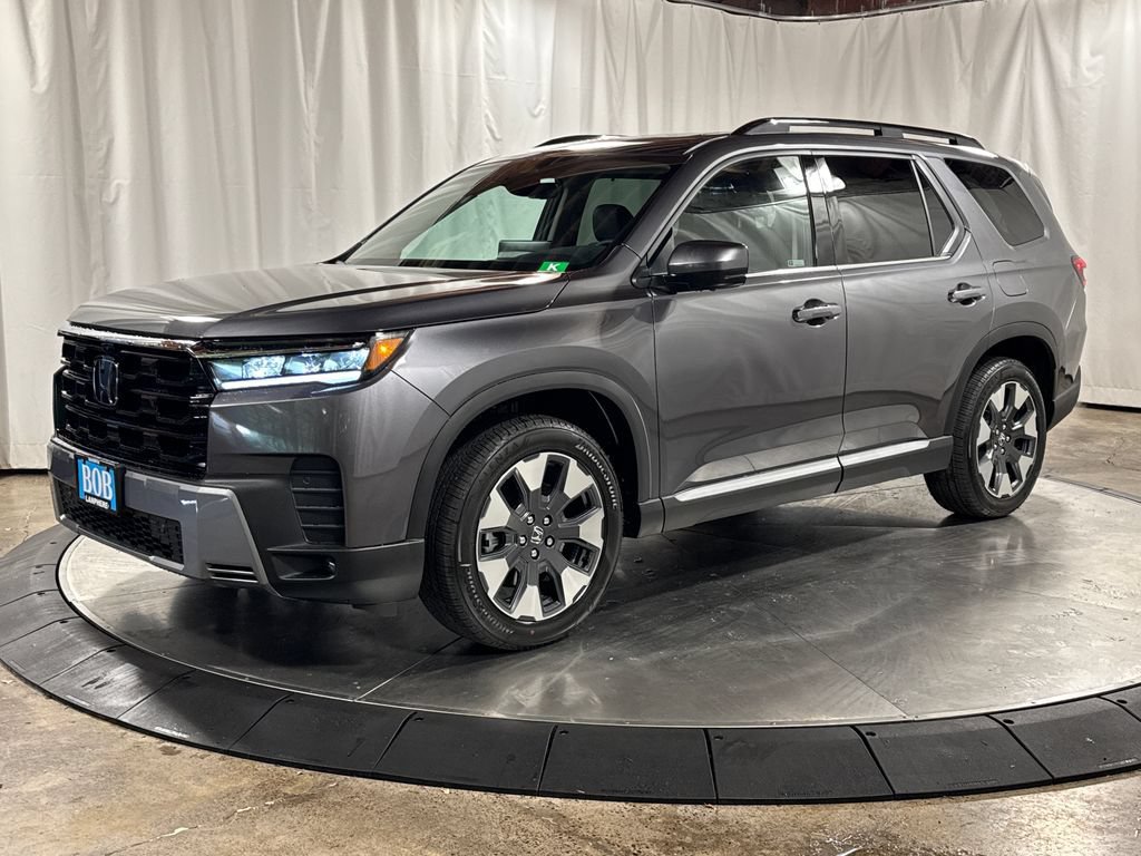 New 2026 Honda Pilot Touring image 1