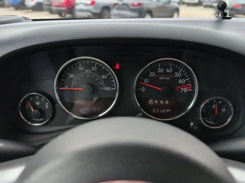 Used 2017 Jeep Wrangler Unlimited Rubicon AWD/4WD image 32