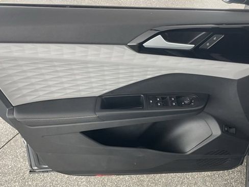 Used 2024 Volkswagen Taos S image 34