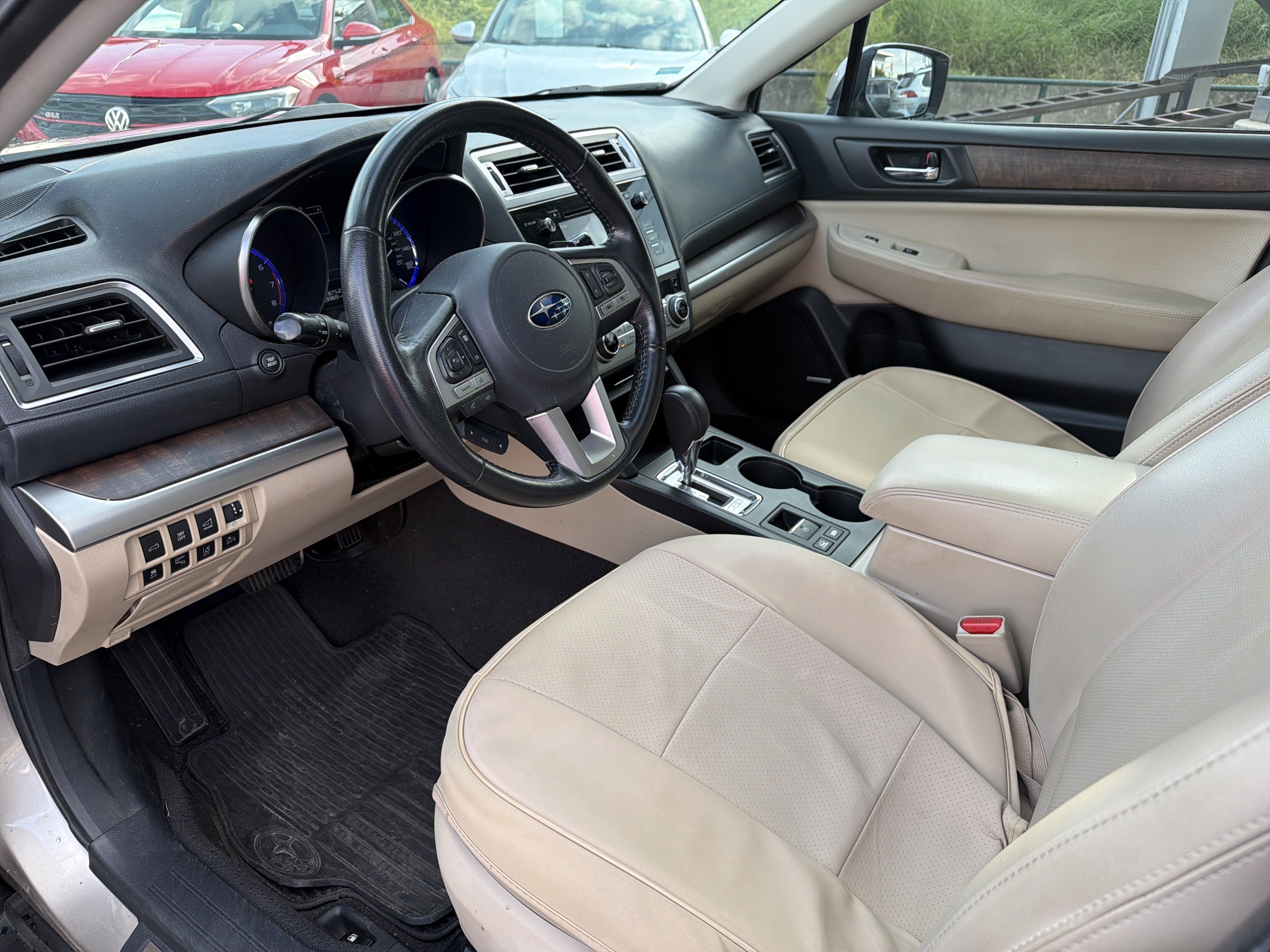 Used 2016 Subaru Outback 3.6R Limited AWD/4WD image 23