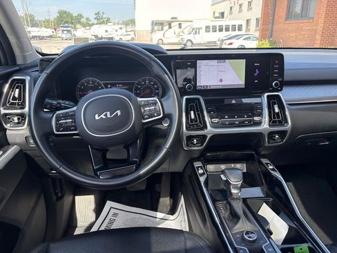 Used 2022 Kia Sorento SX AWD/4WD image 61