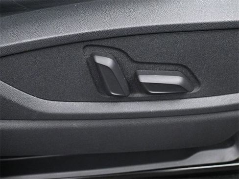 Used 2023 Audi Q5 2.0T Premium w/ Convenience Package image 36