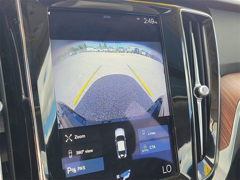 Used 2022 Volvo S60 B5 Momentum image 27