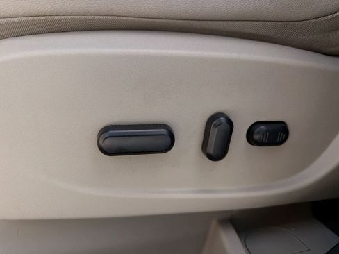 Used 2016 Ford Escape Titanium w/ Equipment Group 301A image 18