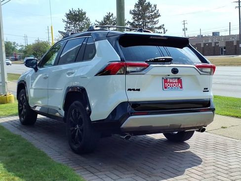 Certified 2022 Toyota RAV4 XSE w/ XSE Grade Weather Package AWD/4WD image 6