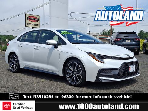 Certified 2022 Toyota Corolla SE image 1