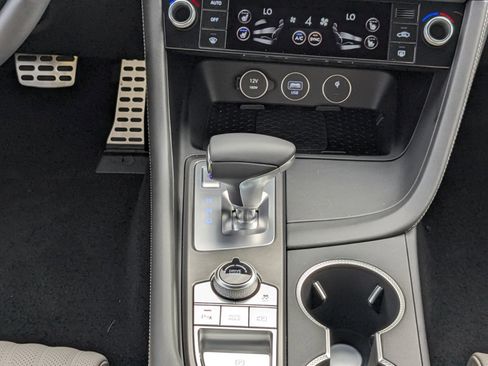 Used 2024 Genesis G70 3.3T Advanced image 14