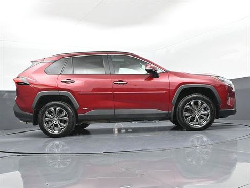 Certified 2025 Toyota RAV4 Limited w/ Advanced Technology Package AWD/4WD image 38