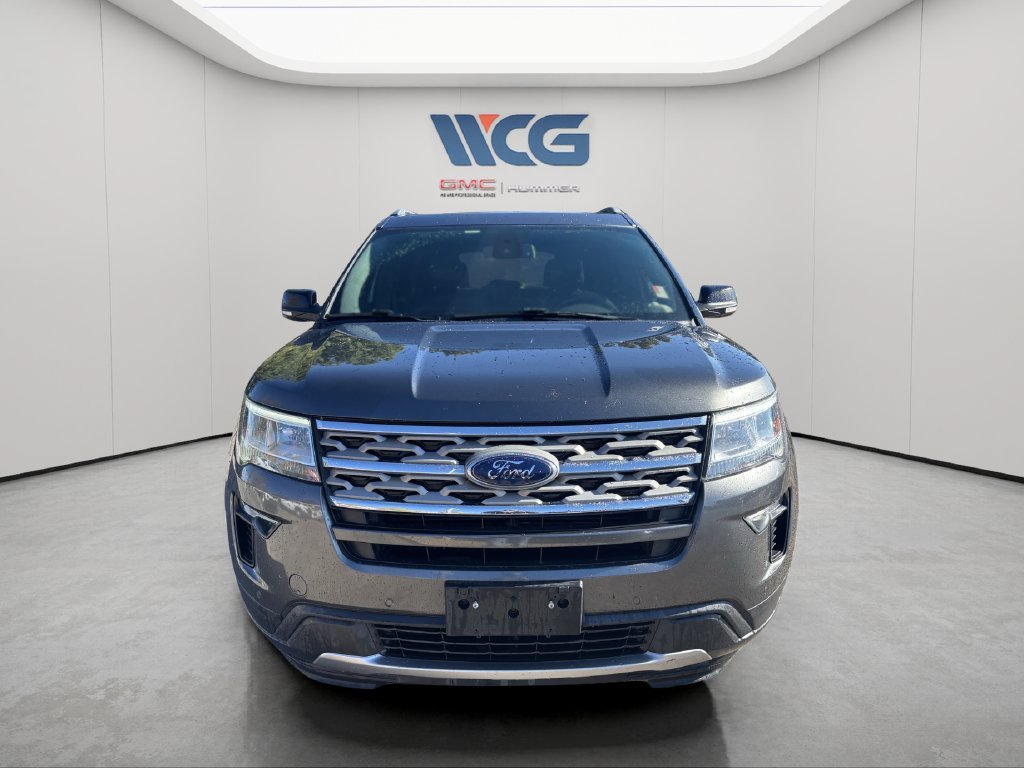 Used 2018 Ford Explorer XLT w/ Equipment Group 202A AWD/4WD image 7