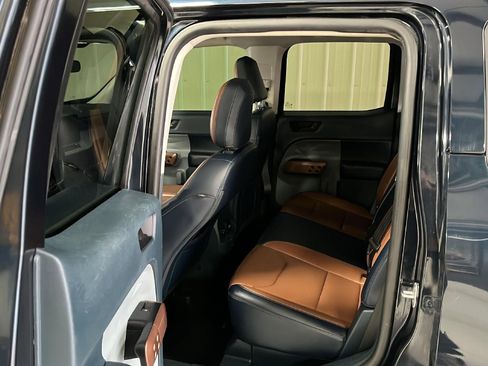 Used 2022 Ford Maverick Lariat w/ Lariat Luxury Package image 10