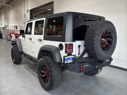 Used 2018 Jeep Wrangler Unlimited Rubicon w/ Cold Weather Group