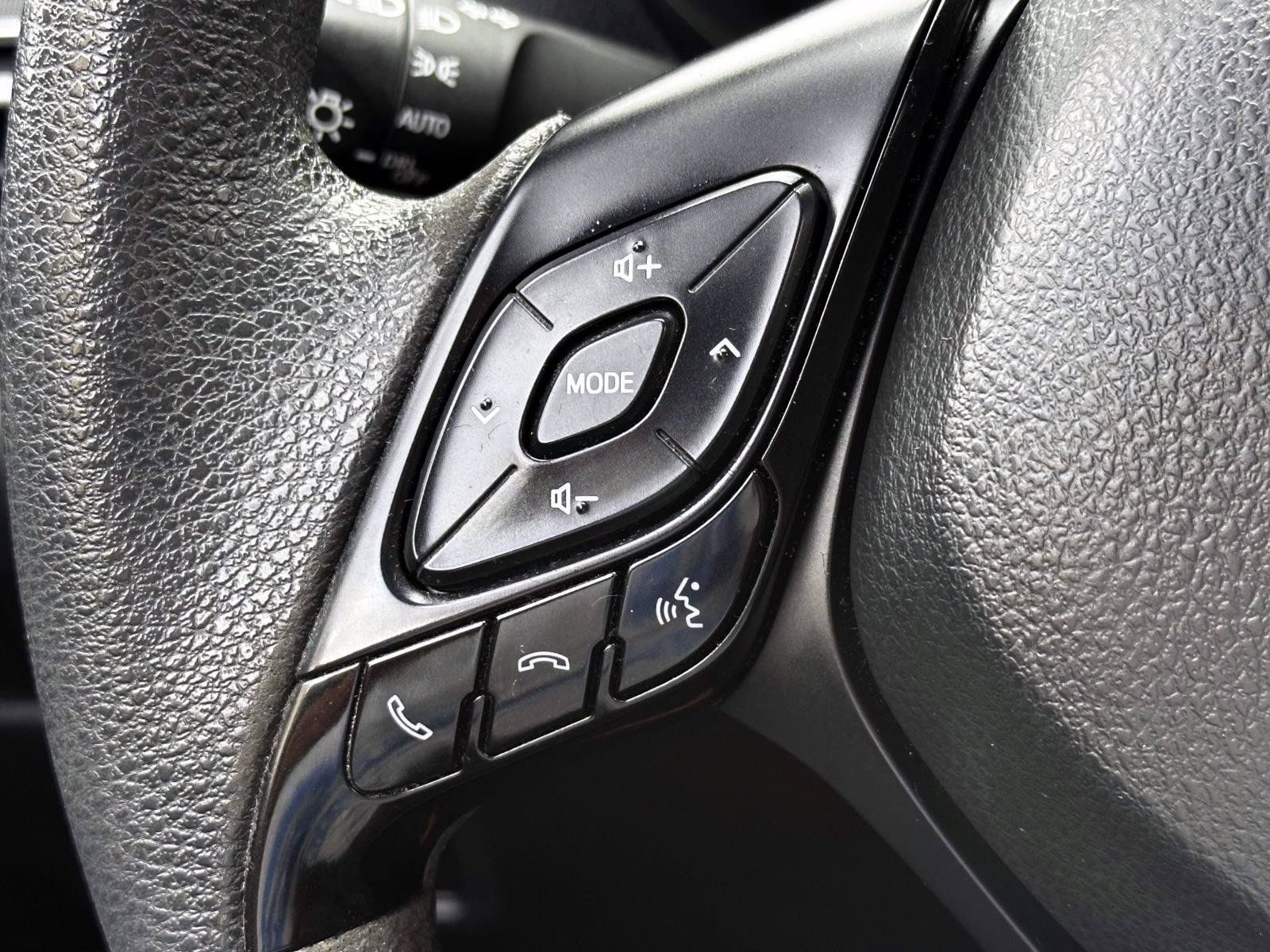 Certified 2019 Toyota C-HR LE FWD image 22