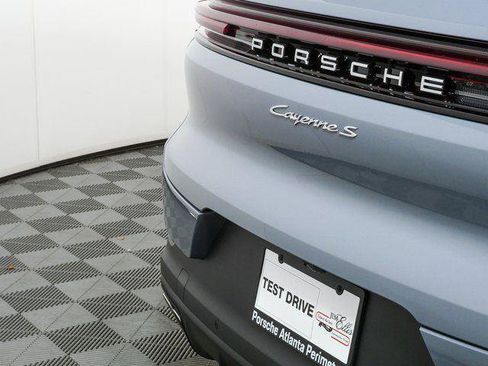 New 2026 Porsche Cayenne S AWD/4WD image 38