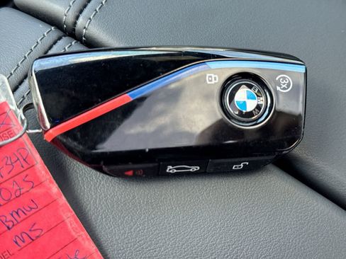 Used 2025 BMW M5 w/ Executive Package AWD/4WD image 42