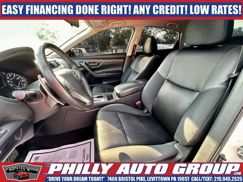 Used 2017 Nissan Altima 2.5 SR FWD image 11