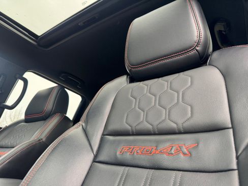 Used 2023 Nissan Frontier PRO-4X w/ Pro-4X Premium Package image 25