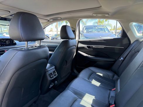 Used 2023 Hyundai Sonata Limited image 16