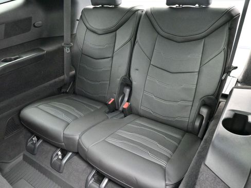 Certified 2024 Cadillac XT6 Sport w/ Platinum Package image 33