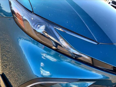 Used 2025 Toyota Camry SE w/ Convenience Package image 36