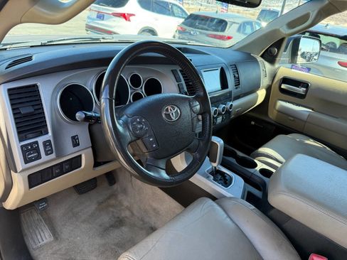 Used 2008 Toyota Sequoia Limited image 28