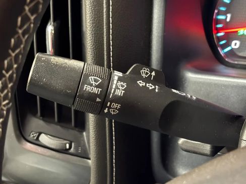 Used 2017 Chevrolet Silverado 1500 LTZ Z71 w/ Midnight Edition image 32