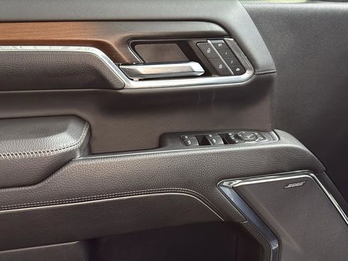 Used 2024 GMC Sierra 2500 Denali w/ Technology Package image 12