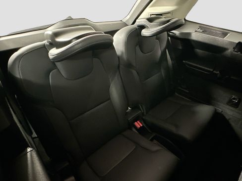 Used 2024 Volvo XC90 B6 Plus w/ Protection Package Premier image 28