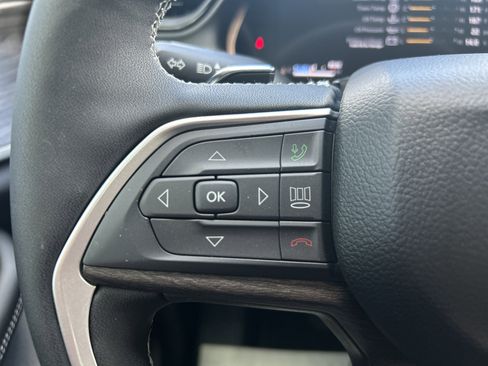 New 2026 Jeep Grand Cherokee Altitude image 20