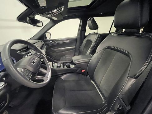 Used 2023 Jeep Grand Cherokee L Laredo AWD/4WD image 3