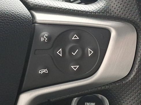 Used 2024 GMC Terrain SLE w/ Driver Convenience Package image 23