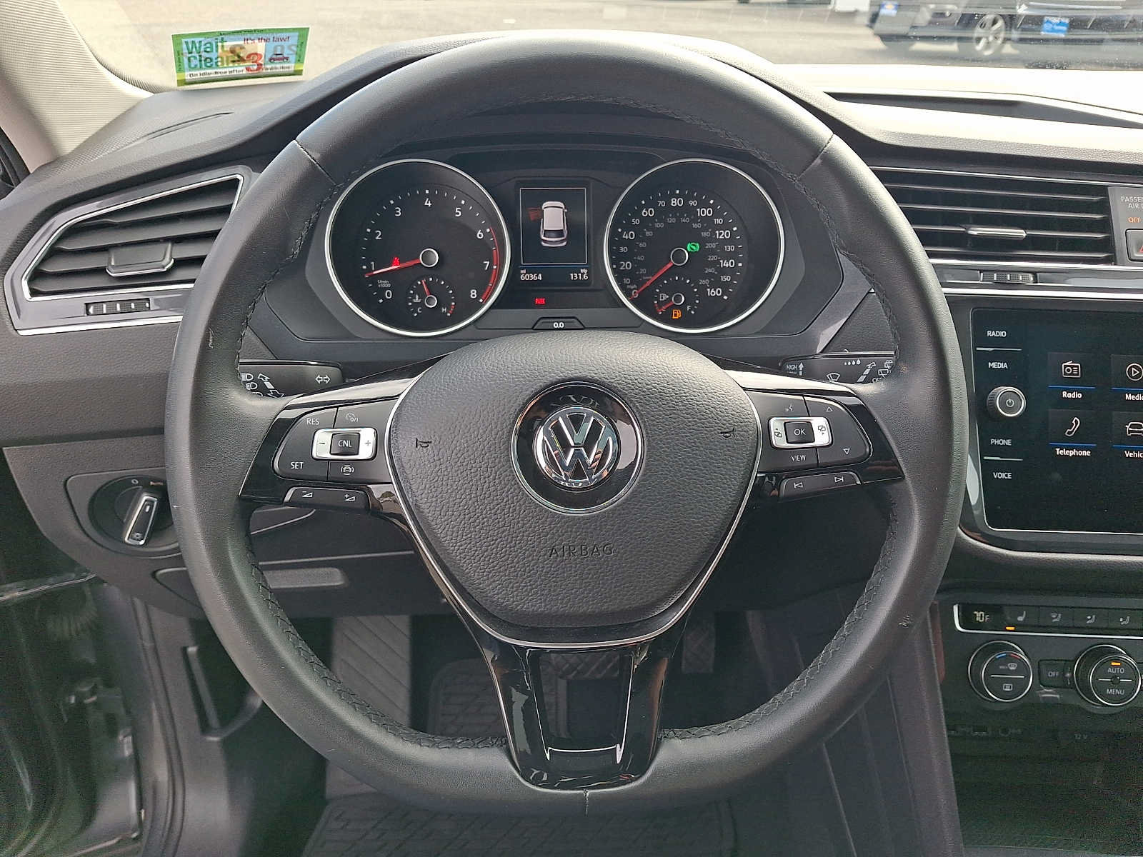 Used 2020 Volkswagen Tiguan SE w/ Panoramic Sunroof Package AWD/4WD image 21