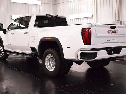 Used 2025 GMC Sierra 3500 Denali w/ Denali Reserve Package AWD/4WD image 5