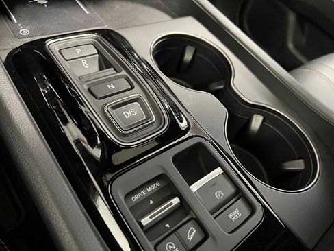 New 2025 Honda Pilot TrailSport image 19