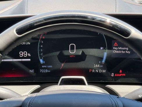 Certified 2025 Cadillac CT5 V RWD image 3