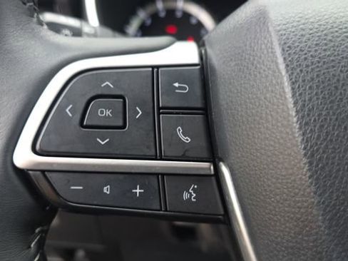 Used 2024 Toyota Highlander XSE image 23