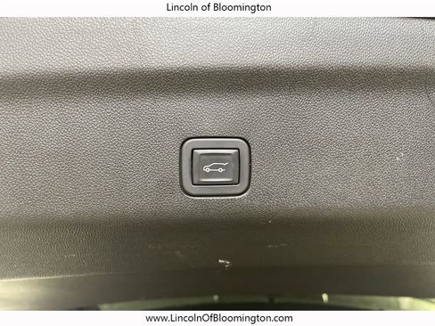 Used 2024 Chevrolet Tahoe High Country image 21