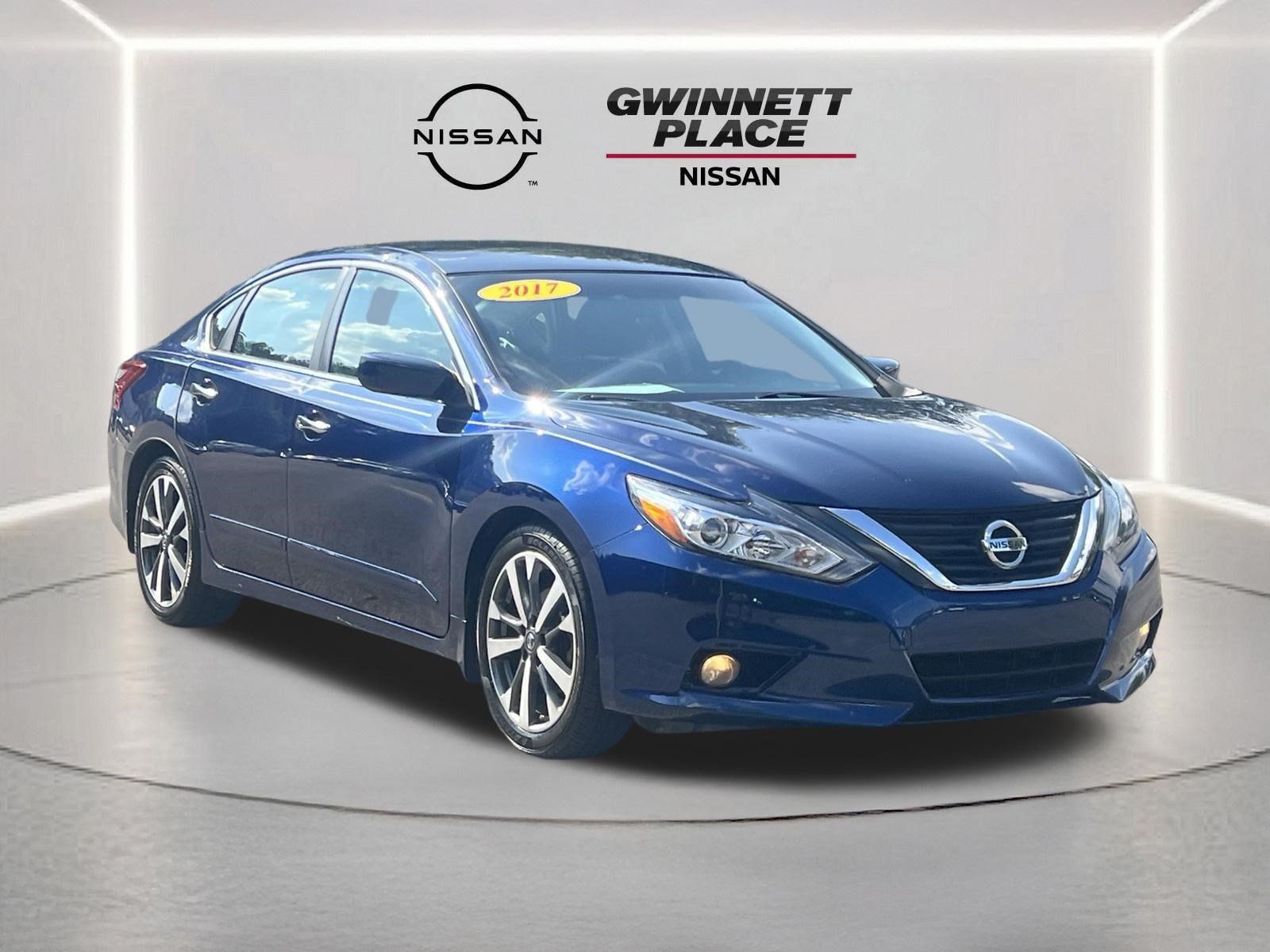 Used 2017 Nissan Altima 2.5 SR FWD image 25
