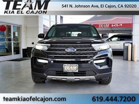 Used 2023 Ford Explorer XLT w/ Equipment Group 202A image 4