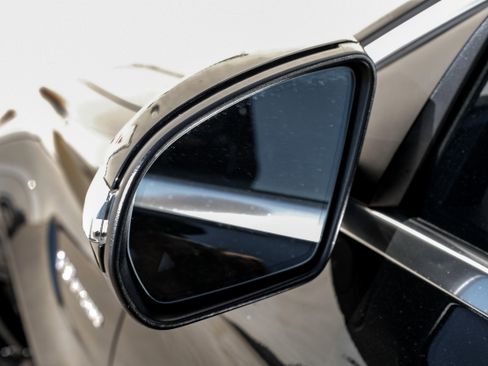 Used 2017 Mercedes-Benz C 63 AMG Sedan image 39