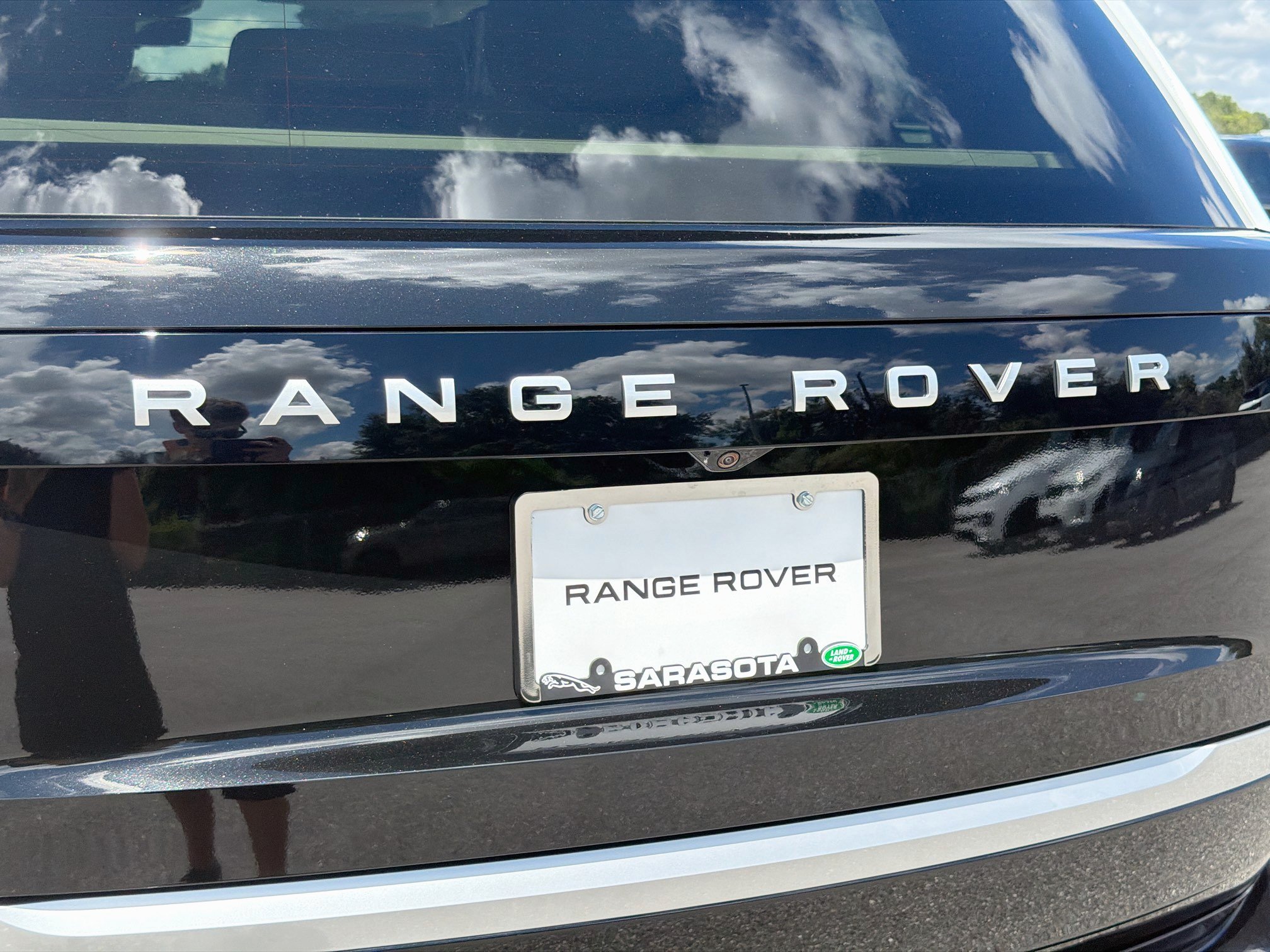 New 2026 Land Rover Range Rover Autobiography AWD/4WD image 11