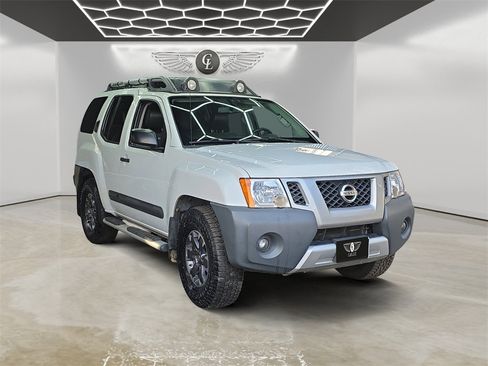 Used 2014 Nissan Xterra PRO-4X w/ Pro-4x Leather Package image 7