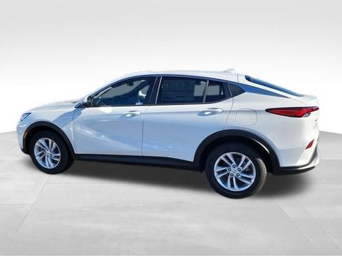 New 2026 Buick Envista Preferred w/ Convenience I Package FWD image 7