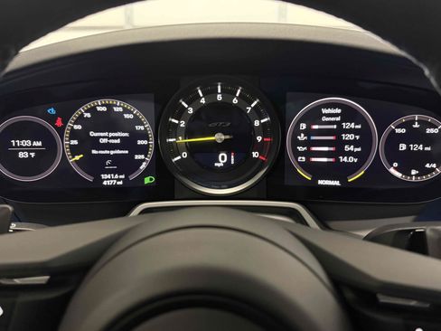 Used 2022 Porsche 911 GT3 RWD image 41